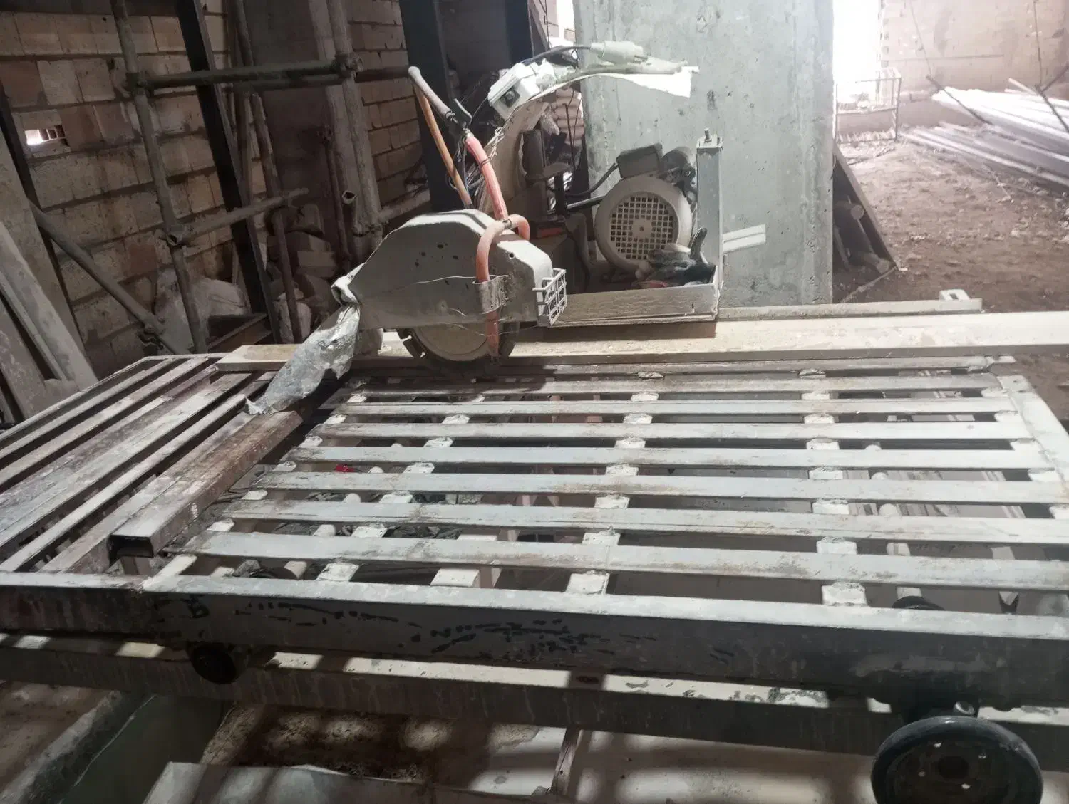 دستگاه سنگبری وکاشی بری فروشی|مصالح و تجهیزات ساختمان|نیشابور, سرآب کوشک|دیوار