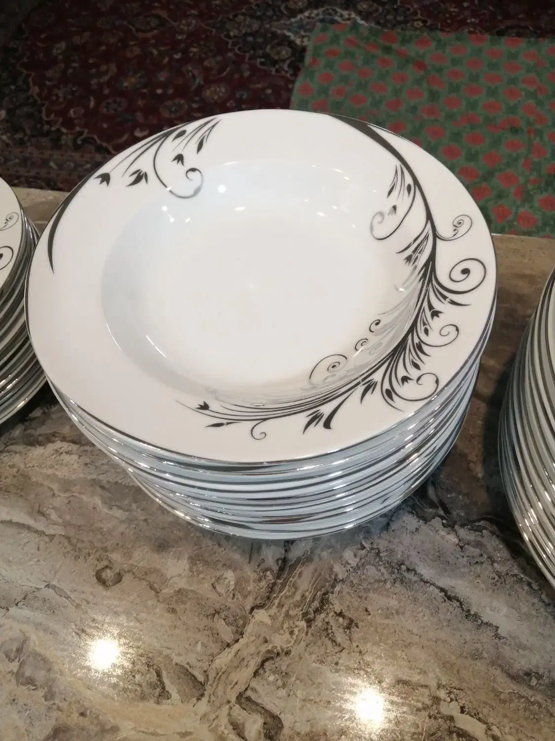 سرویس چینی 12نفره مقصود|ظروف سرو و پذیرایی|فردیس, سپید دشت|دیوار