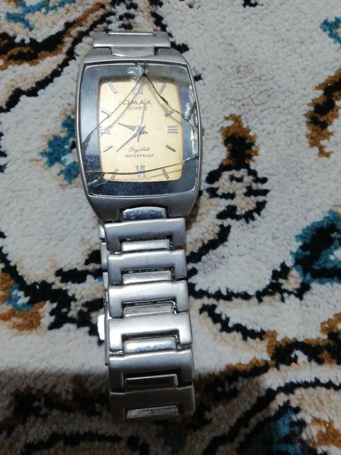 ساعت omax|ساعت|فولادشهر, مسکن مهر فولادشهر|دیوار