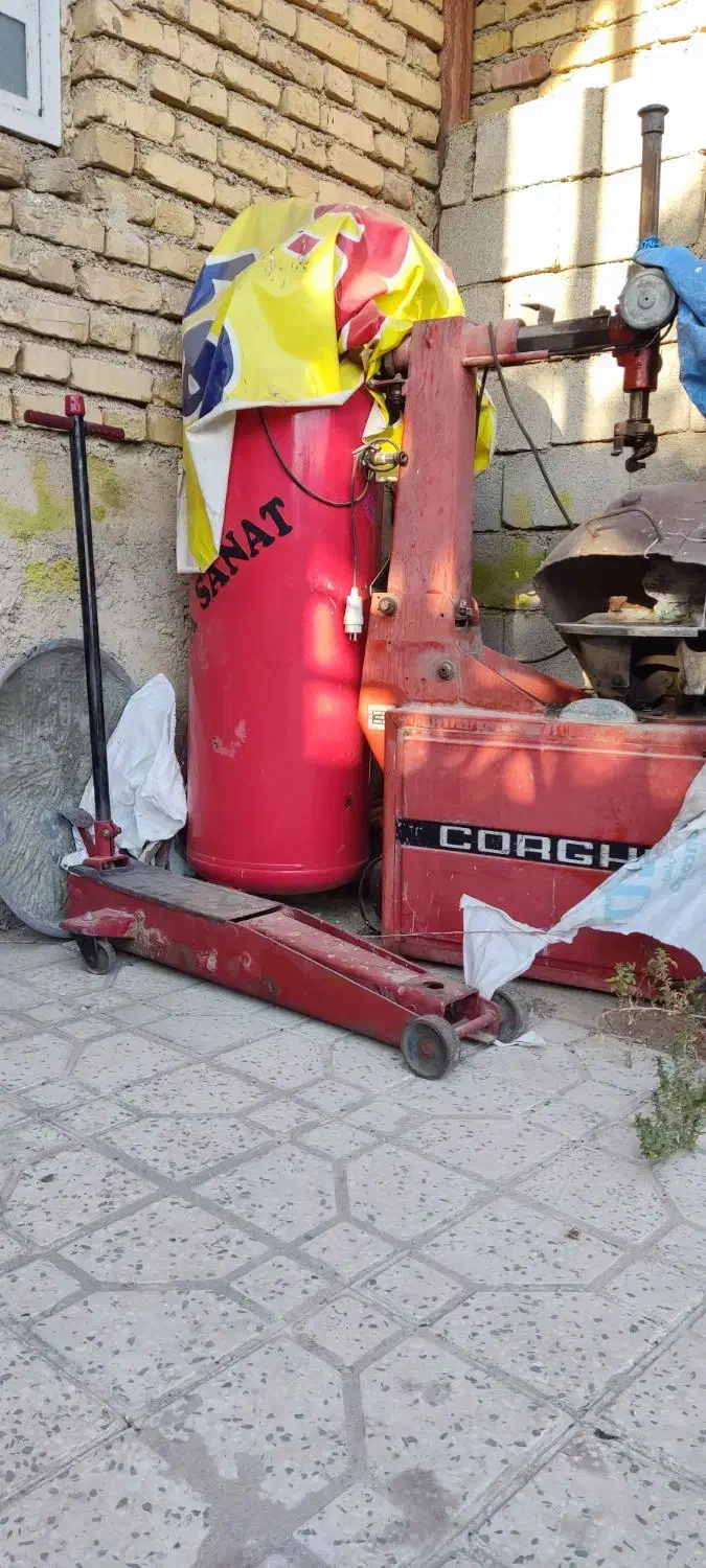 وسایل پنچرگیری و تعویض روغنی کارکرده|ماشین‌آلات صنعتی|یاسوج, |دیوار