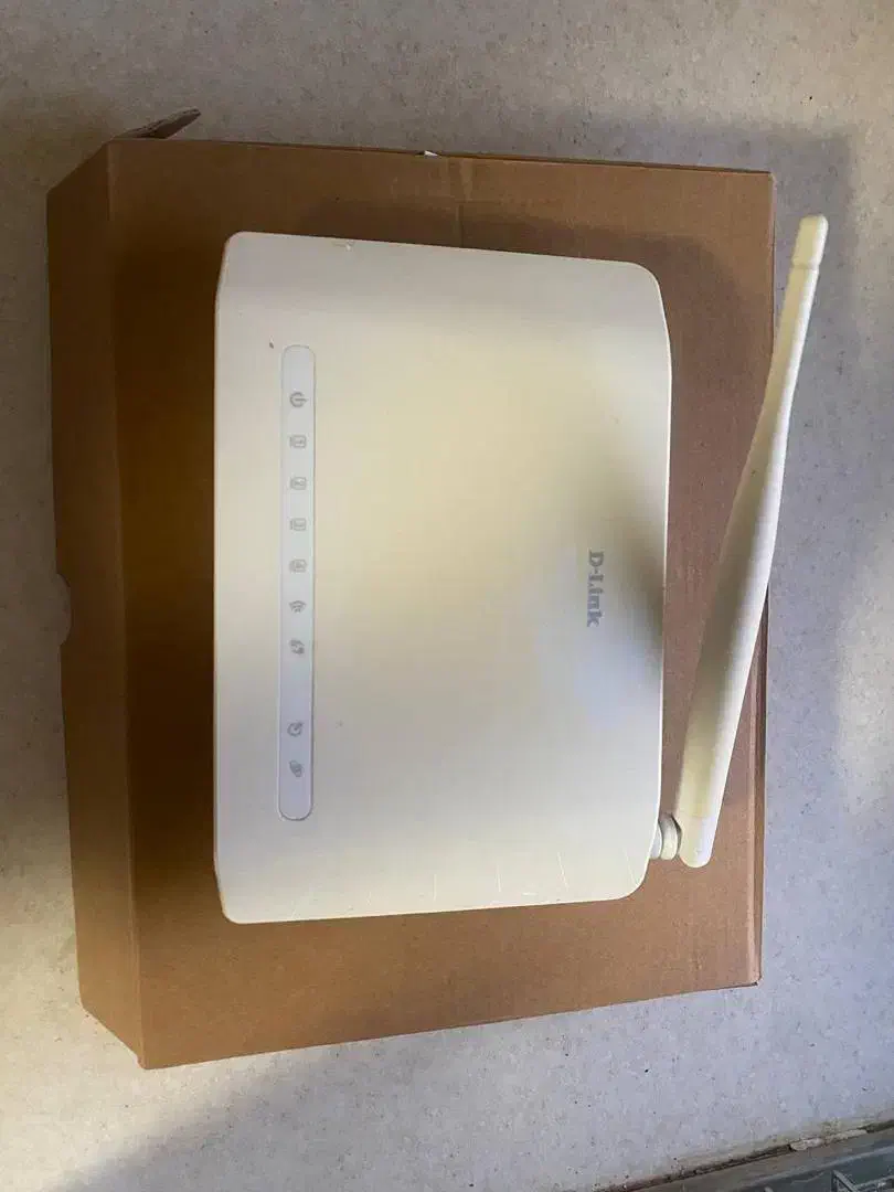 مودم D-LINK کارکرده سالم|مودم و تجهیزات شبکه|تهران, ازگل|دیوار