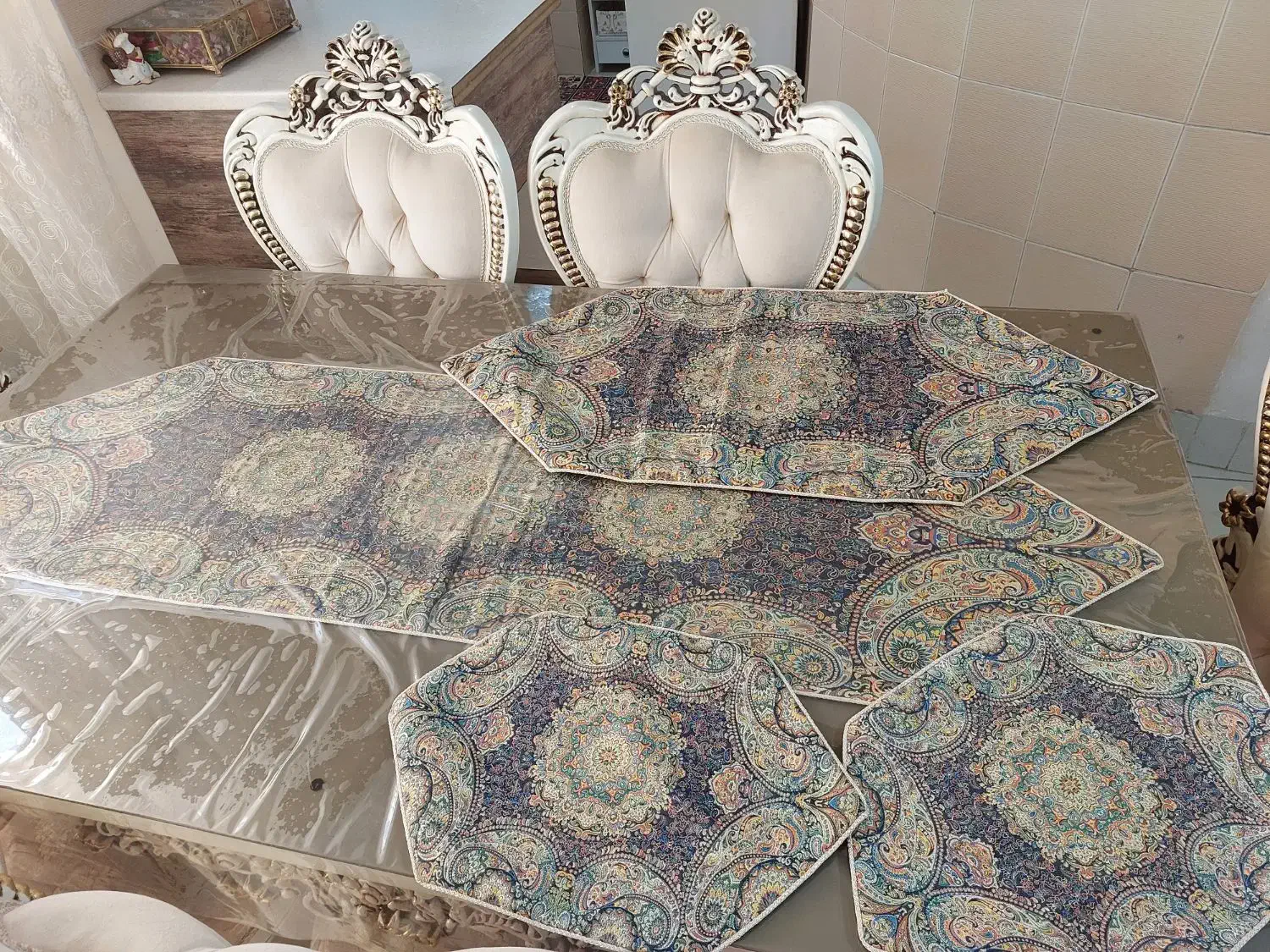 ترمه رومیزی|صنایع دستی و سایر لوازم تزئینی|قزوین, |دیوار