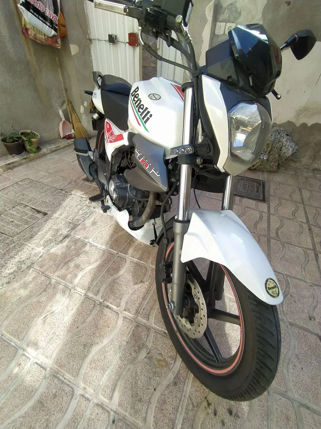 بنلی 150مدل 1400|موتورسیکلت|تبریز, |دیوار