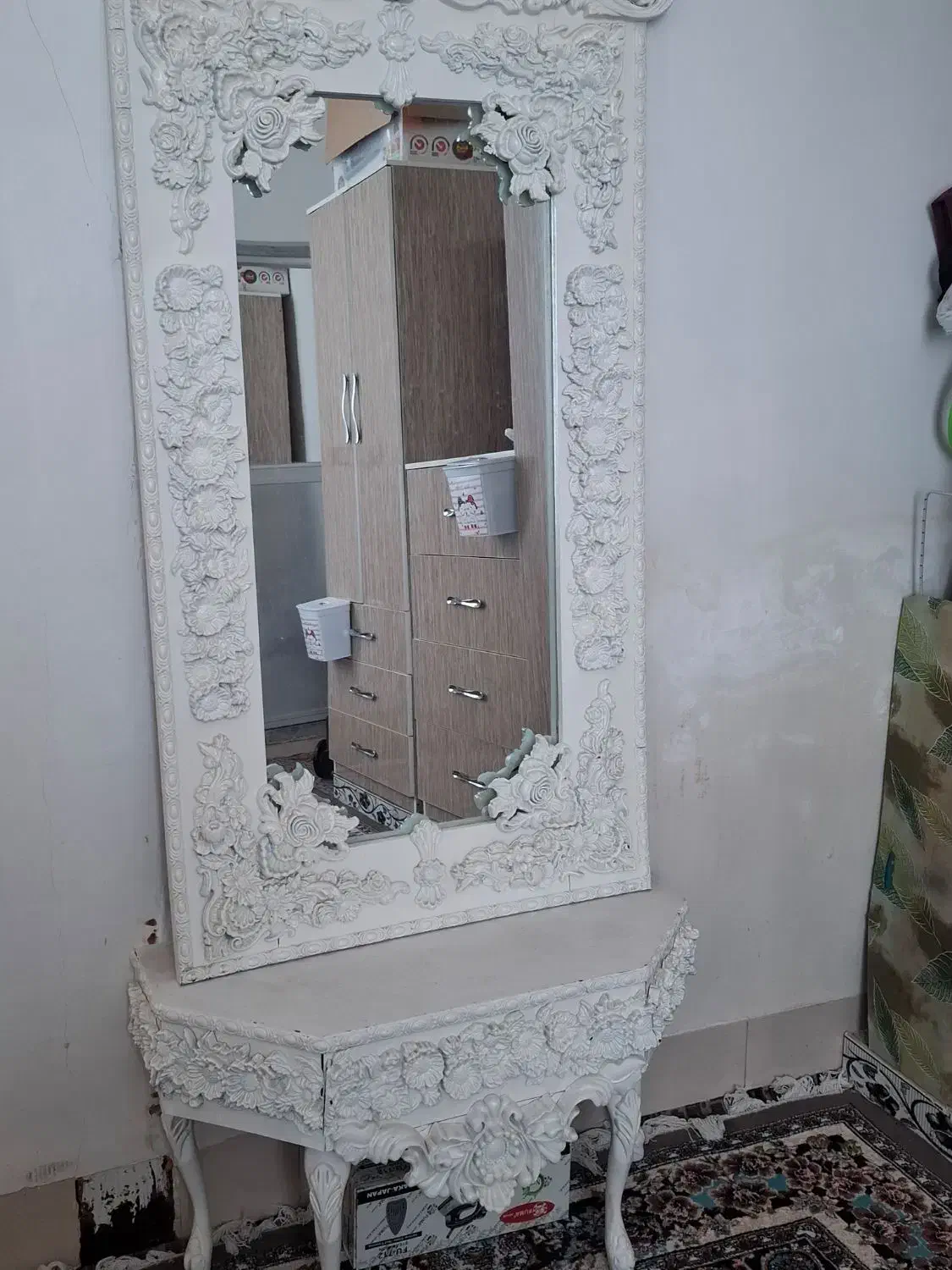 آینه و ساعت|بوفه، ویترین، کنسول|ثلاث باباجانی, |دیوار