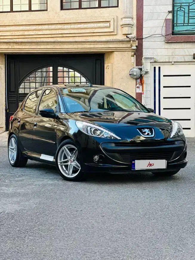 پژو ۲۰۷ مدل ۴۰۲ سقف فلز بیرنگ|خودرو سواری و وانت|قائم‌شهر, |دیوار