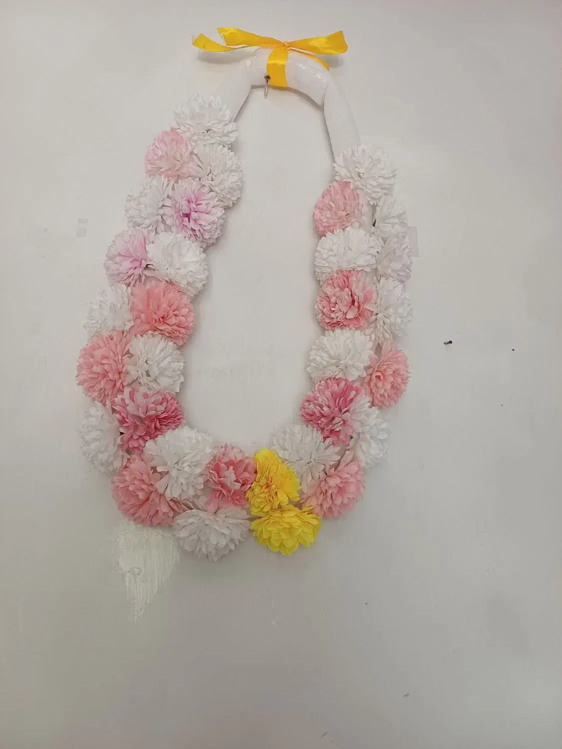 گل برای پیشواز عزیزان از مکه ورزش|گل مصنوعی|سقز, |دیوار