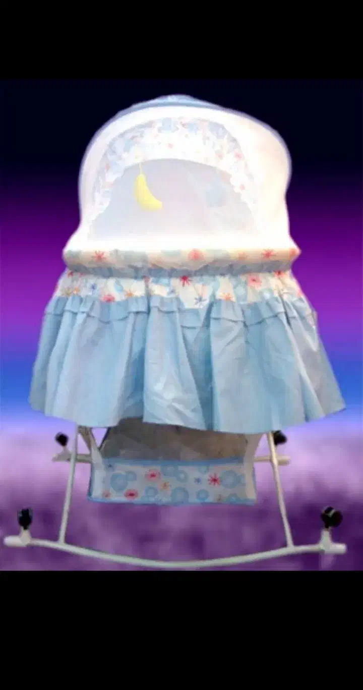 گهواره کنار مادر|تخت و صندلی بچه|قزوین, |دیوار