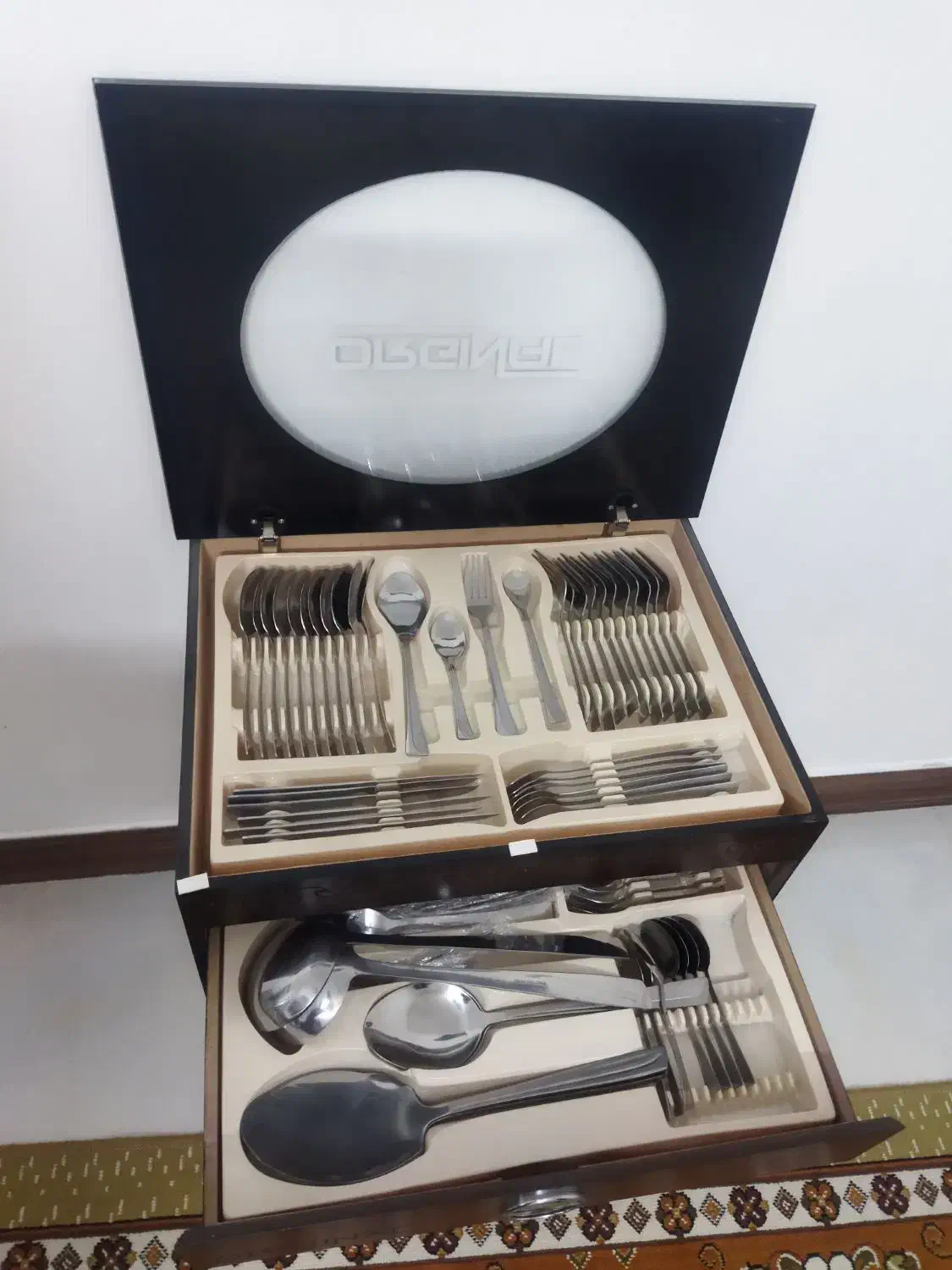 کنسول قاشق.ساعت .میز تلفن|ساعت دیواری و تزئینی|نیشابور, شهید بهشتی|دیوار