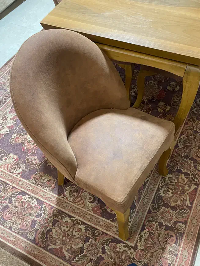 میز ناهار خوری چهار نفره همراه با چهار صندلی|میز و صندلی غذاخوری|قائم‌شهر, |دیوار