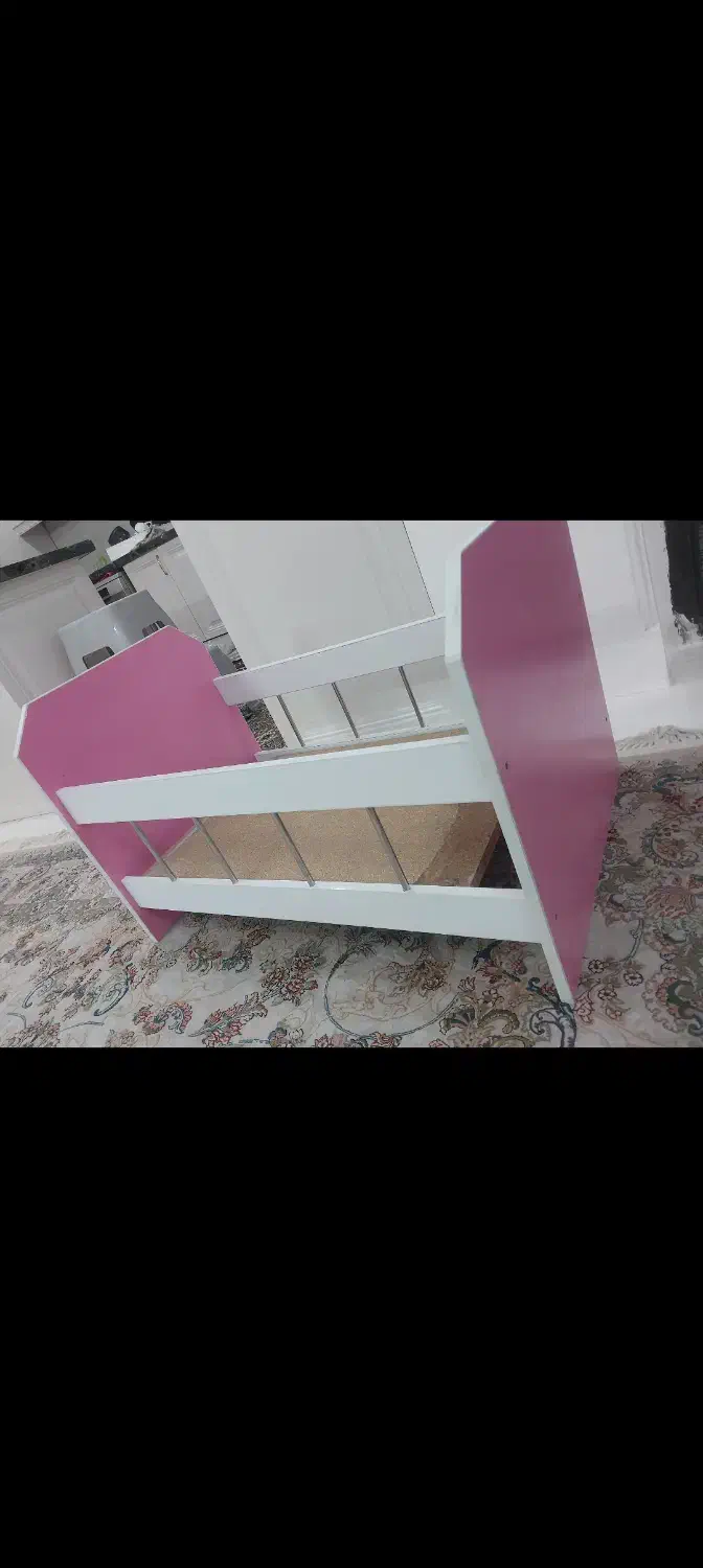 تخت نوزاد|تخت و صندلی بچه|قم, انسجام|دیوار