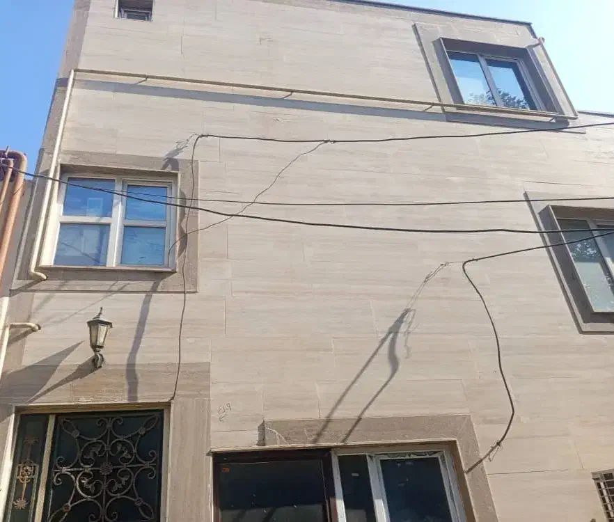 فروش یک مجتمع تجاری مسکونی بسیار شیک و لوکس|فروش آپارتمان|رودبار, |دیوار