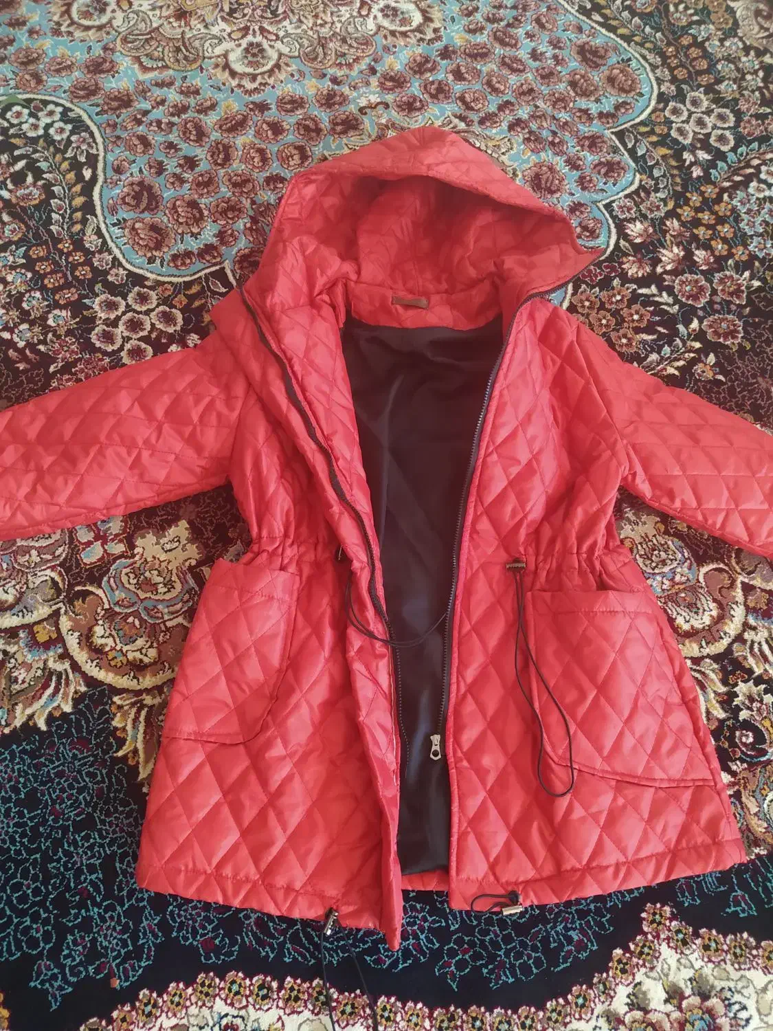 پالتو و مانتو|لباس|نیر (اردبیل), |دیوار