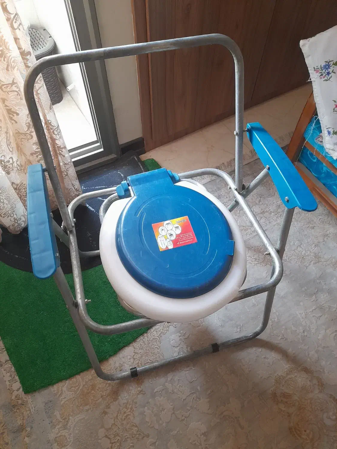 توالت فرنگی تاشوی سیار مدیا|لوازم سرویس بهداشتی|اصفهان, باب الدشت|دیوار