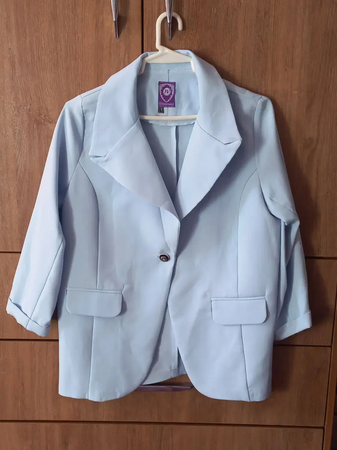 تعدادی لباس زنانه|لباس|شاهین‌شهر, گرگاب|دیوار