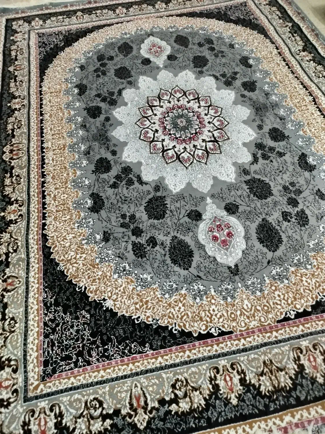 یک جفت فرش ۱۲ متری|فرش|مشهد, مصلی (کارمندان اول)|دیوار