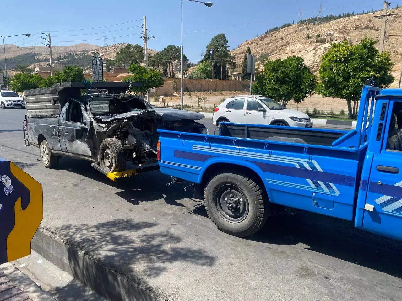 یدک کش .امداد خودرو شبانه روزی چرخگیر جرثقیل|خدمات حمل و نقل|مرودشت, شهرک مهدیه|دیوار