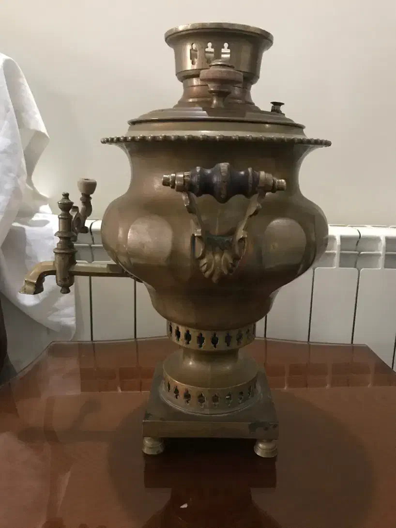 سماور روسی سفارشی فارسی نویس پشت پایه|کلکسیون اشیاء عتیقه|تهران, جوانمردان (اندیشه)|دیوار