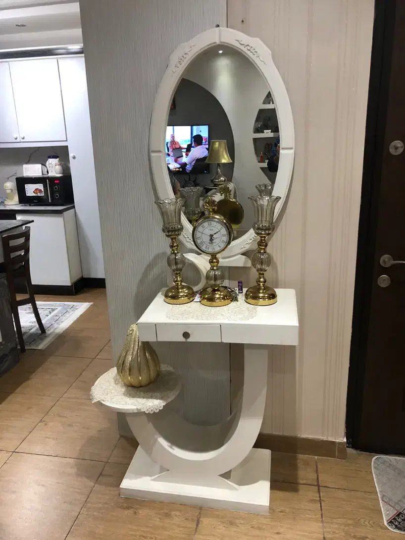 آینه کنسول|بوفه، ویترین، کنسول|رشت, گلسار|دیوار