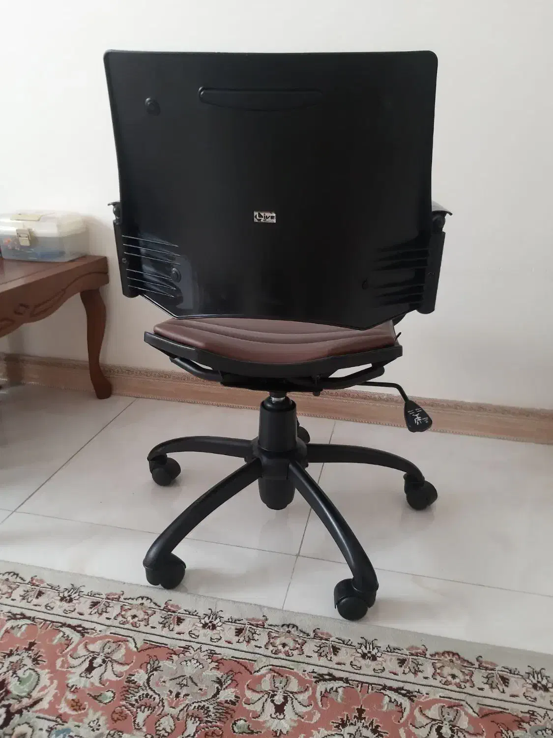 صندلی چرمی اداری مدل لیو(Live)|صندلی و نیمکت|قزوین, |دیوار