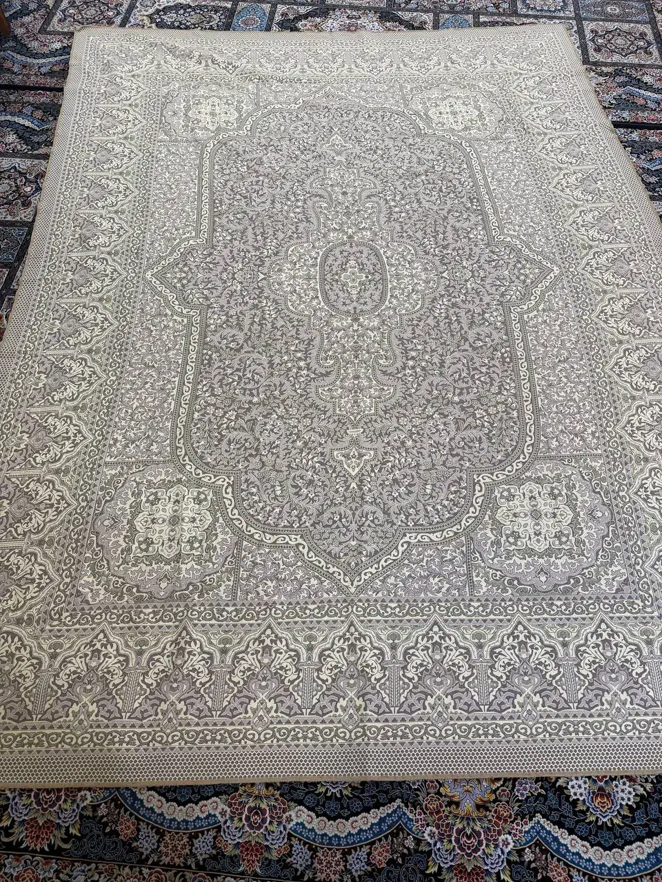 رو فرشی ۹متری|روفرشی|تهران, صاحب الزمان|دیوار