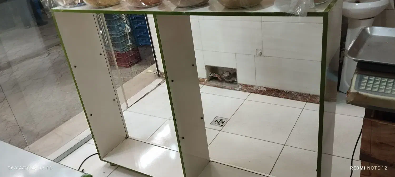 فروش دو عدد ویترین ام دی اف|بوفه، ویترین، کنسول|شوشتر, |دیوار