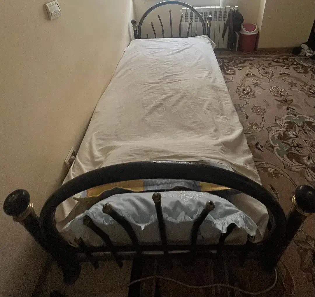 فروش کابینت فلزی و تخت و....|سایر لوازم برقی|شیراز, مبعث|دیوار