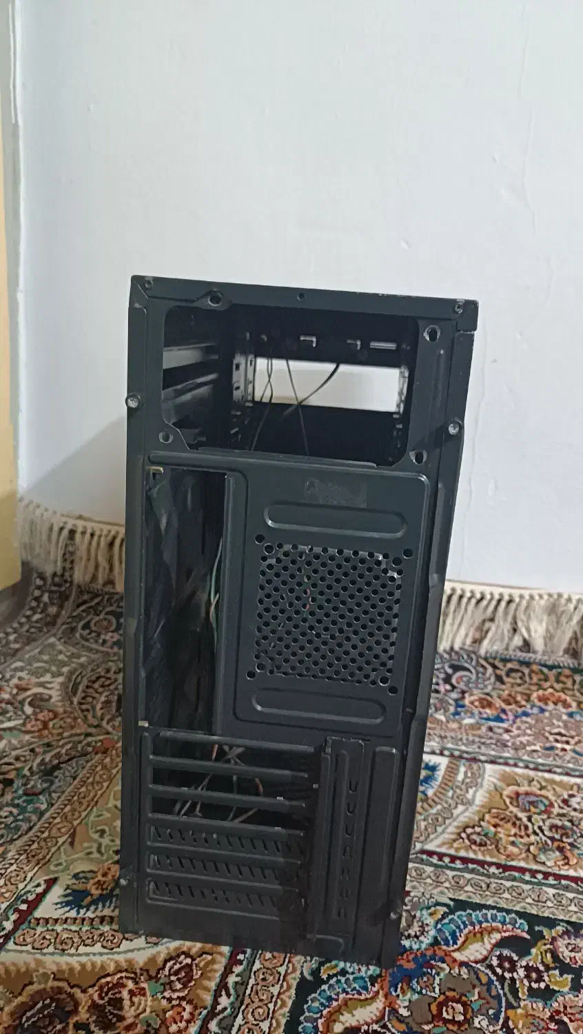 کیس کامپیوتر|قطعات و لوازم جانبی رایانه|املش, |دیوار