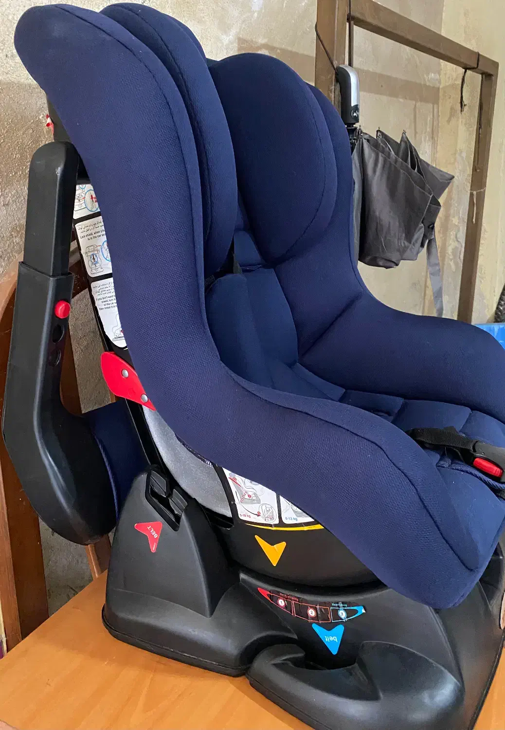 صندلی ماشین کودک|کالسکه و لوازم جانبی|لاهیجان, کاروانسرابر|دیوار