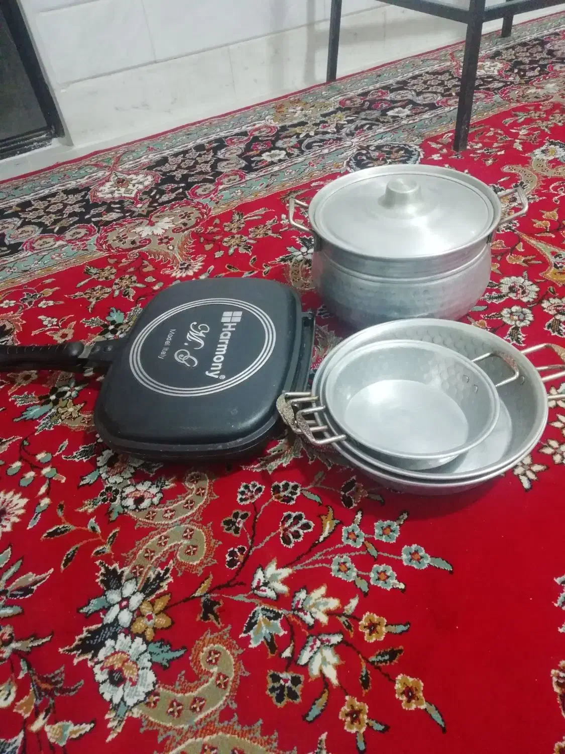قابلمه قابلمه روحی با 3 ماهیتابه چکشی|ظروف پخت‌وپز|قم, انسجام|دیوار