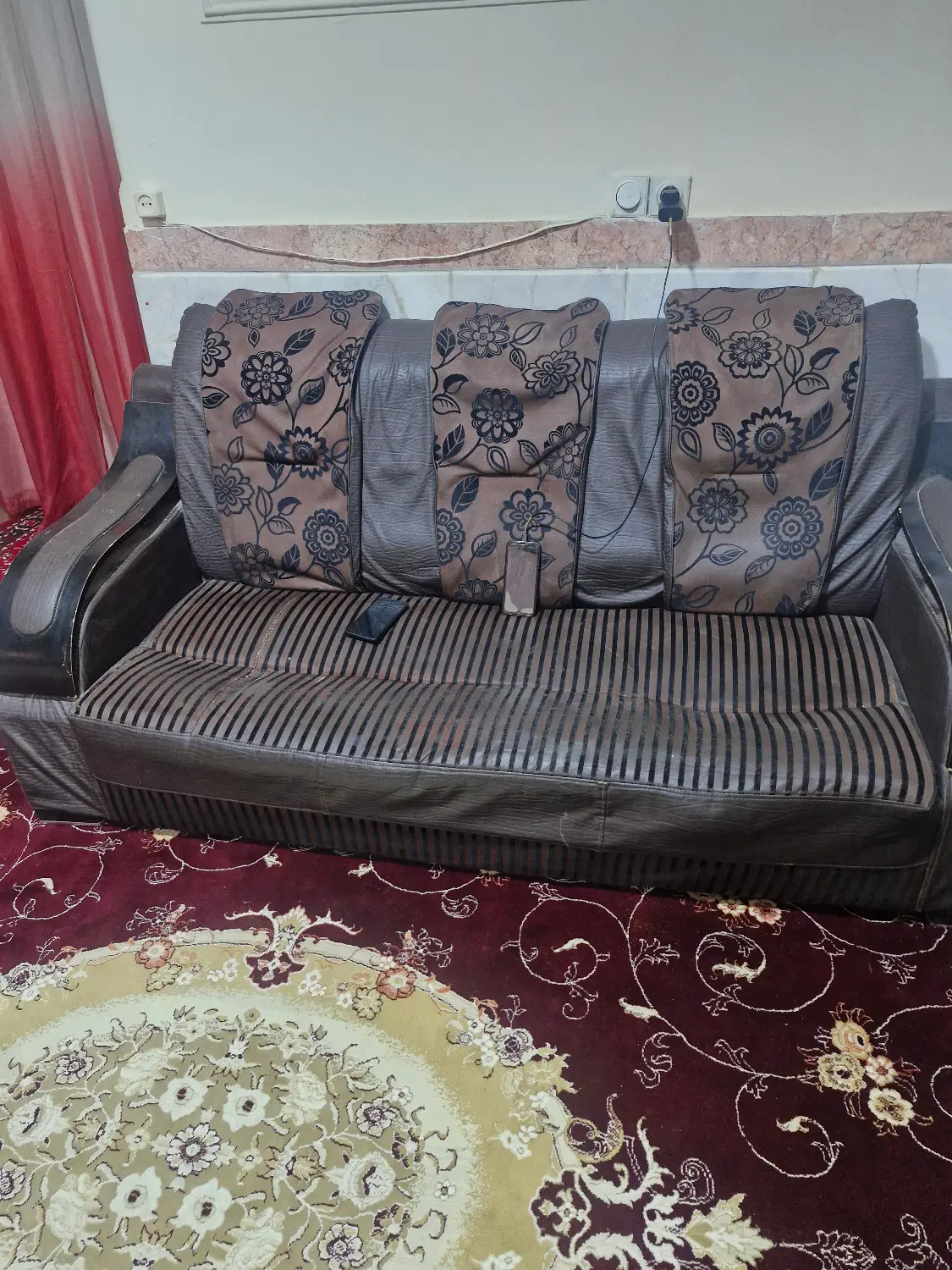 مبل|مبلمان خانگی و میز عسلی|زابل, |دیوار