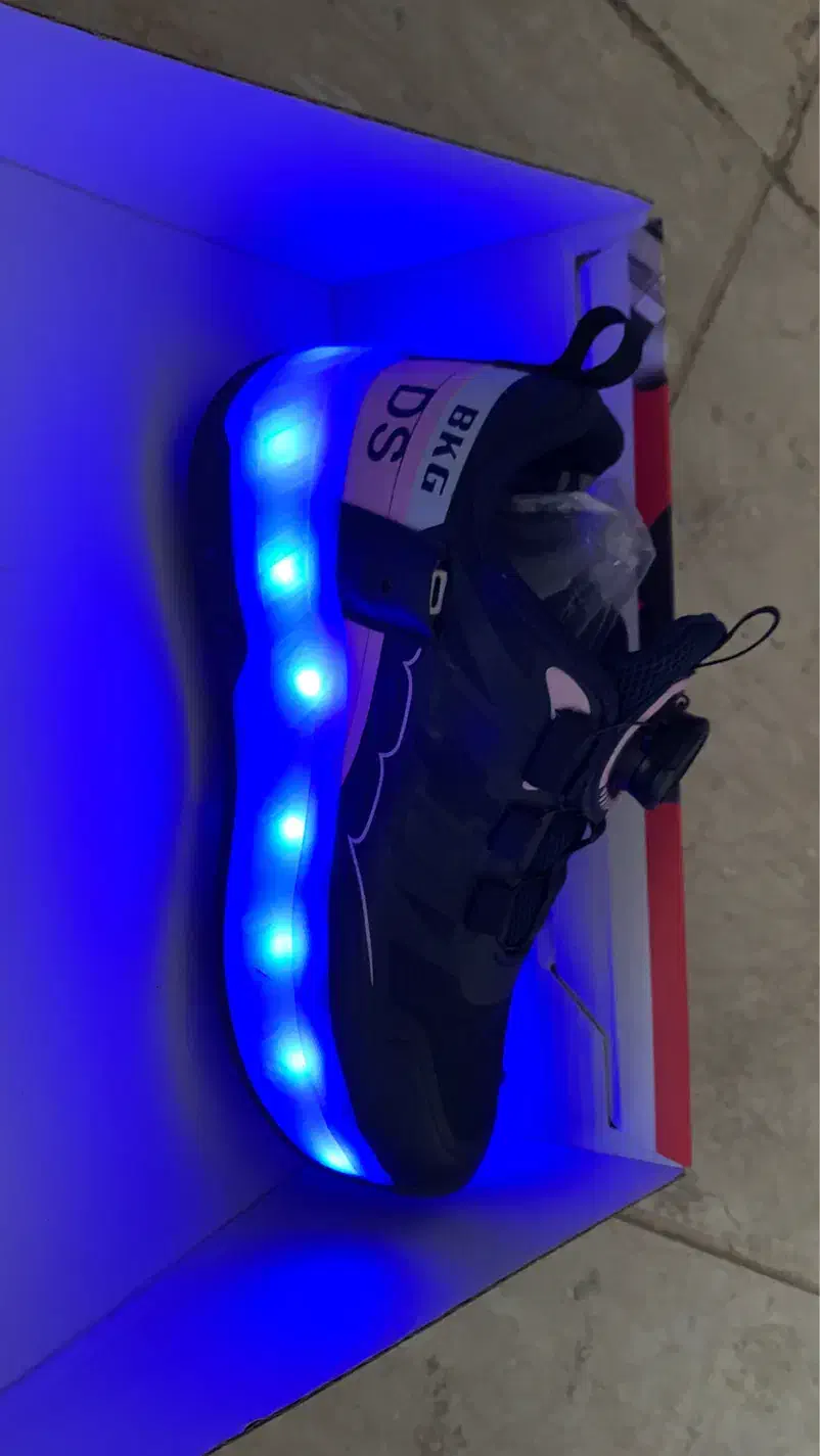 کفش اسکیتی|دوچرخه، اسکیت، اسکوتر|کرمان, |دیوار