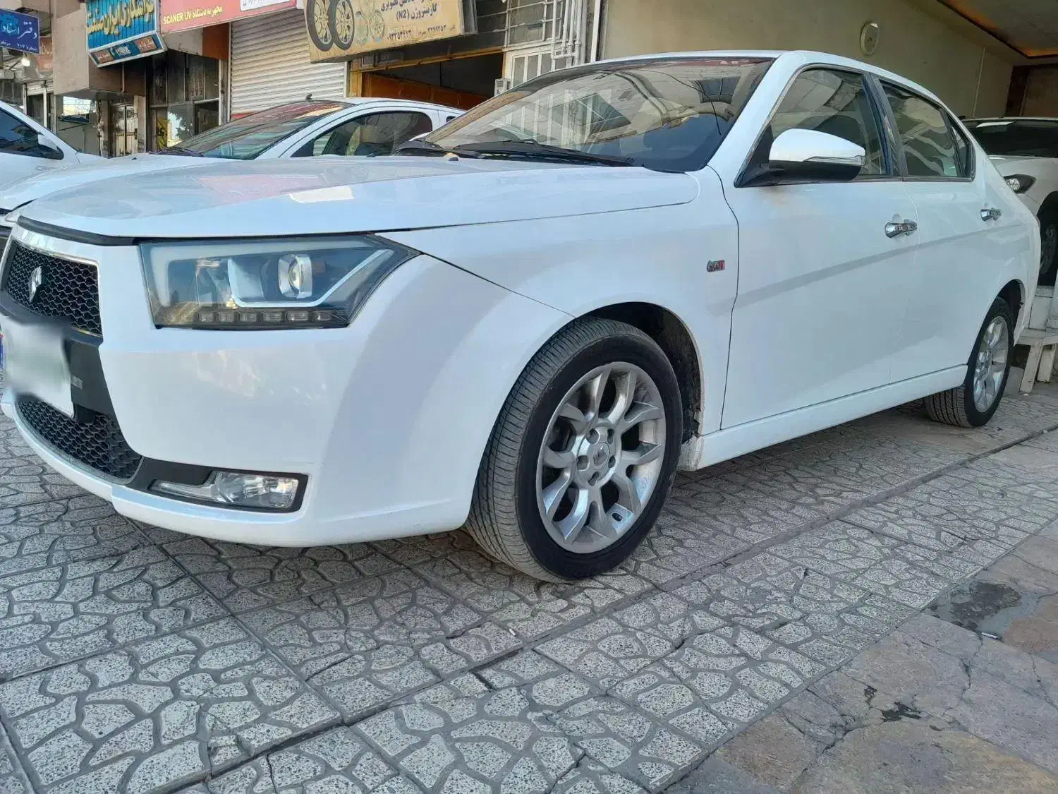 دنا اتوماتیک مدل 99 بدون رنگ بدون توضیحا ت|خودرو سواری و وانت|کرمانشاه, |دیوار