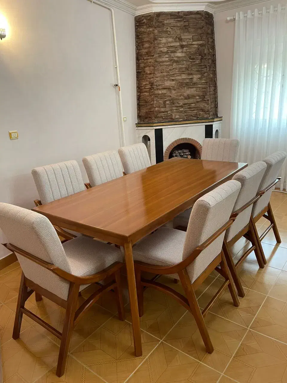 مدل  آمریکانو|میز و صندلی غذاخوری|رشت, سیا اسطلخ|دیوار