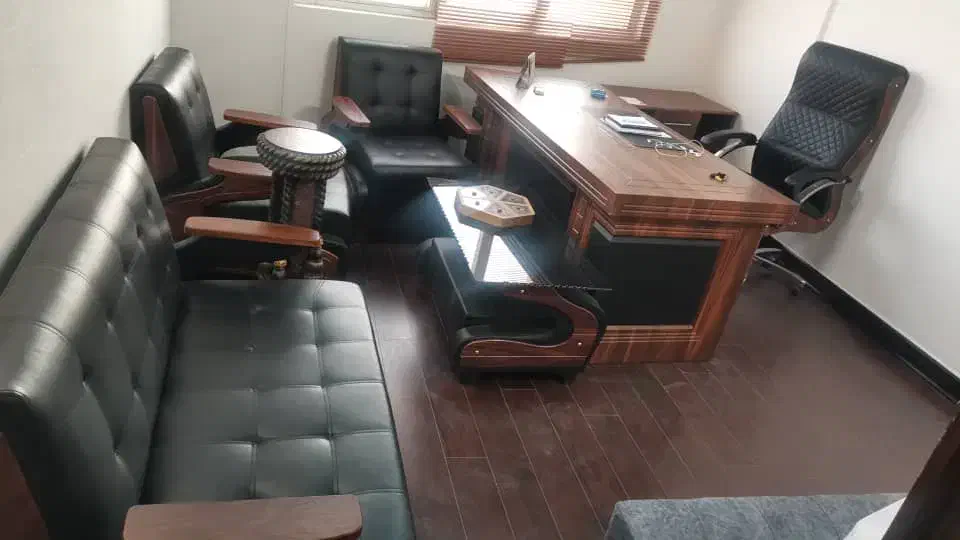 مبلمان اداری و کافی شاپ|دفتر کار|یزد, |دیوار