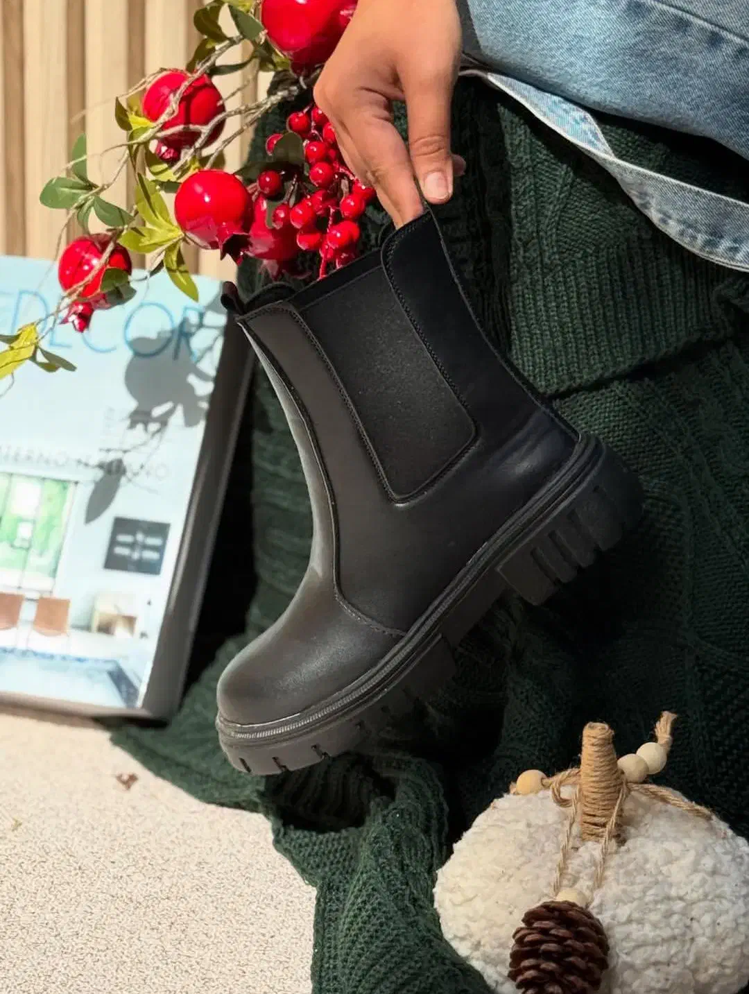 نیمبوت پرطرفدار زنانه|کیف، کفش، کمربند|تهران, سنگلج (شاپور)|دیوار