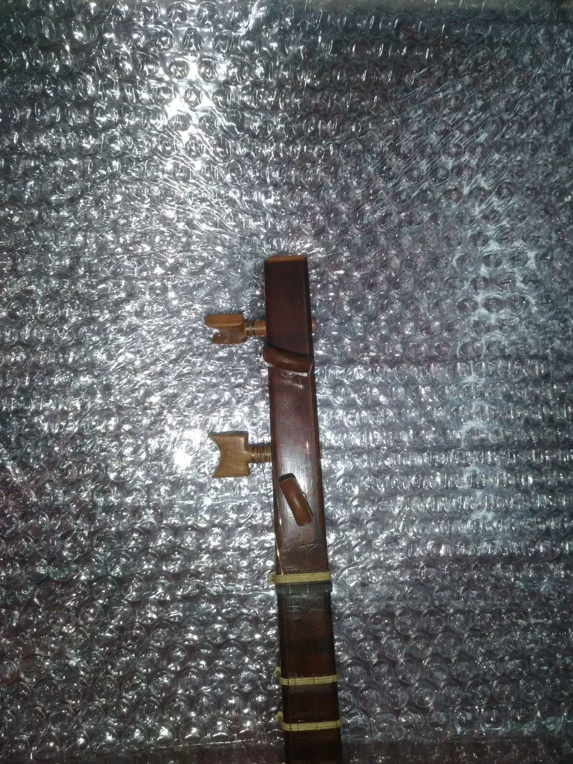 سه تار بابک|سازهای سنتی|خمینی‌شهر, |دیوار