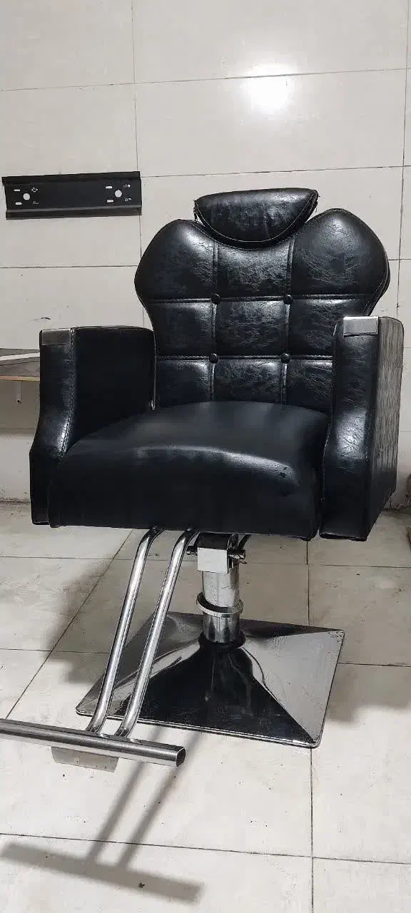 صندلی رویال  پدالی|آرایشگاه و سالن‌های زیبایی|شهریار, شهرک امیریه|دیوار