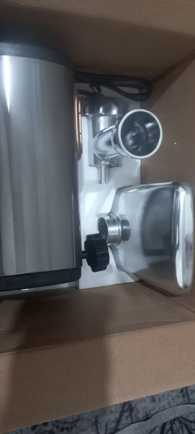 چرخ گوشت نو|خردکن، آسیاب، غذاساز|کرج, گلشهر|دیوار