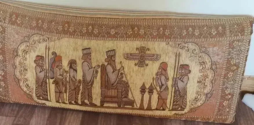 4عدد پشتی1000000|پشتی|شیراز, مسلم|دیوار