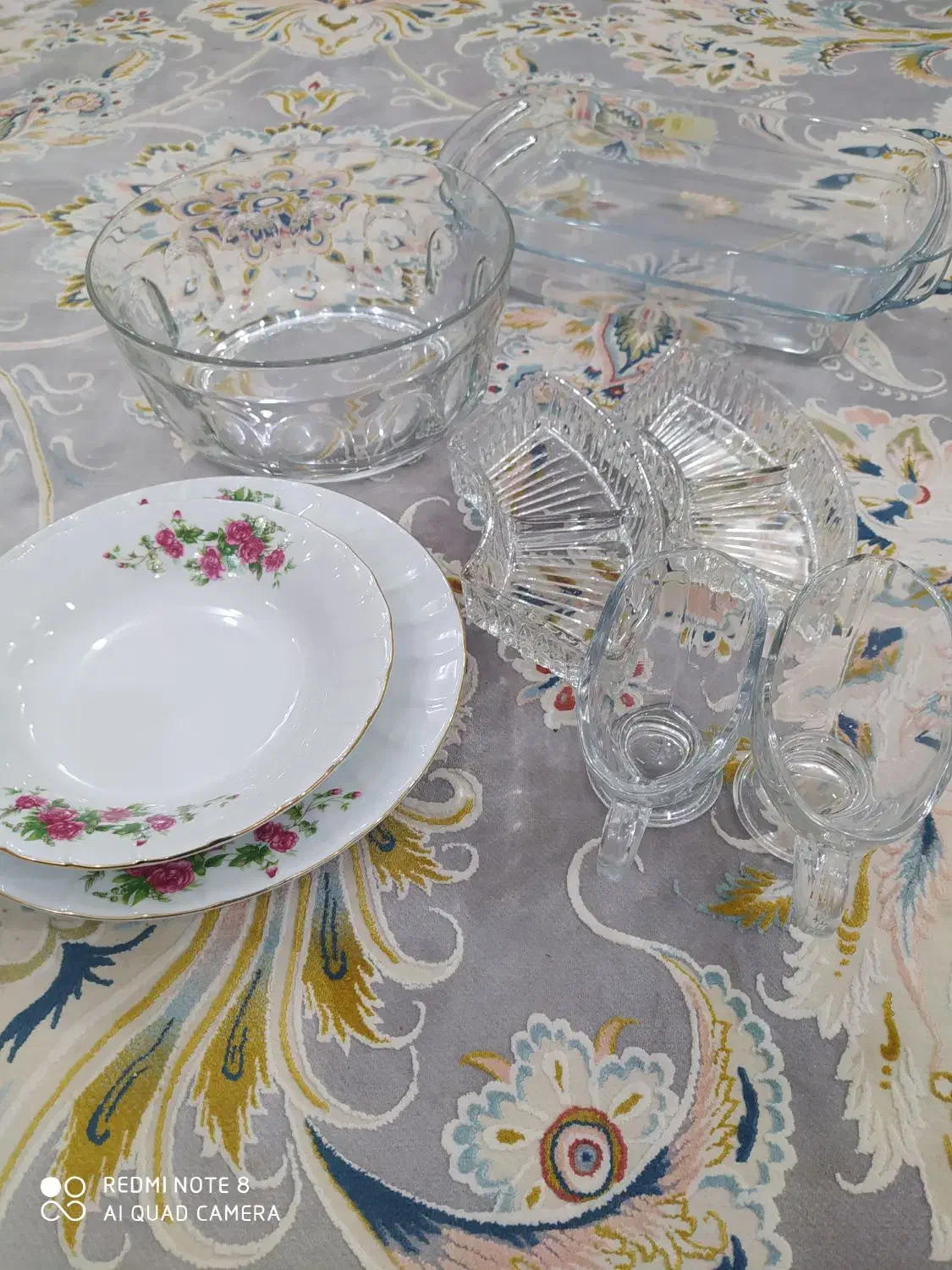 ظروف آشپزخانه در حد نو|ظروف سرو و پذیرایی|همدان, |دیوار