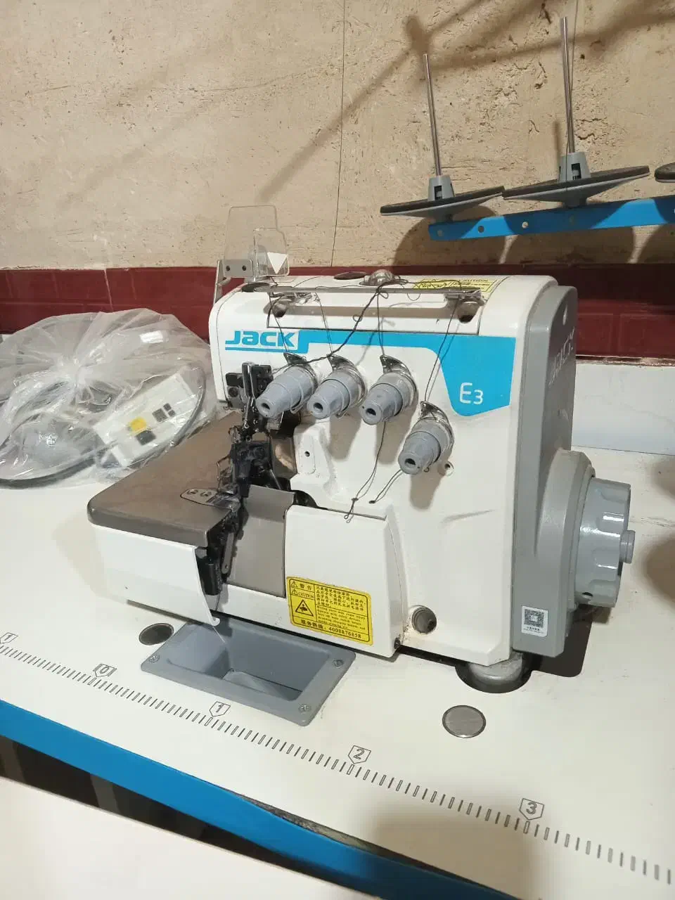 راسته دوز و سردوز درحد نو|چرخ خیاطی و ریسندگی|بیضا, |دیوار