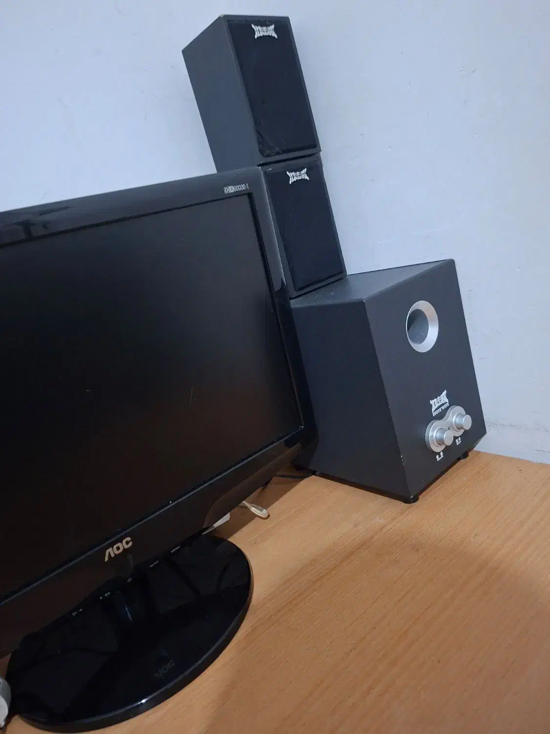 کامپیوتر|رایانه رومیزی|اراک, |دیوار