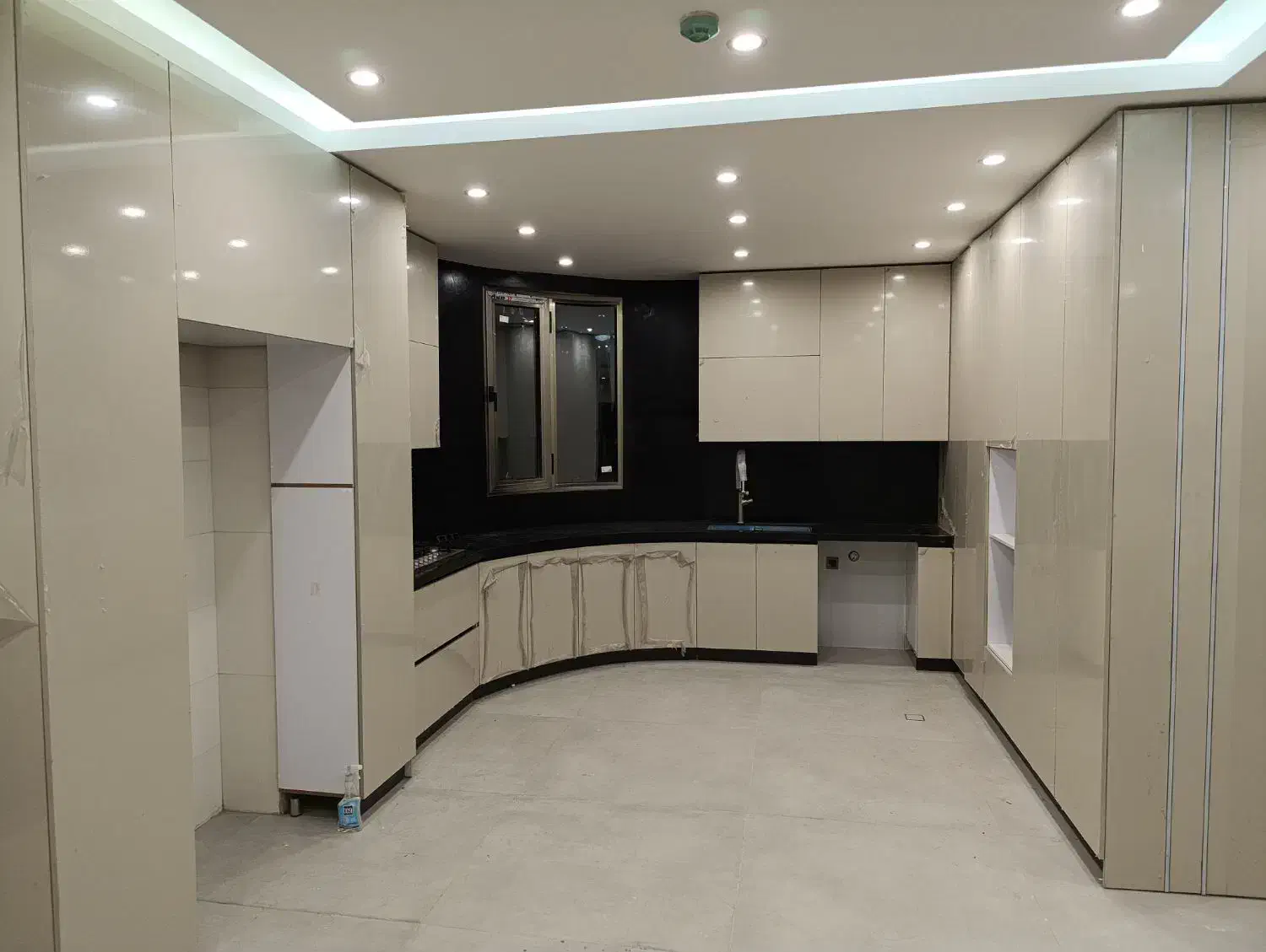 کابینت کمد دیواری تعمیرات وتغیرات|خدمات پیشه و مهارت|صدرا-فارس, فاز ۱|دیوار