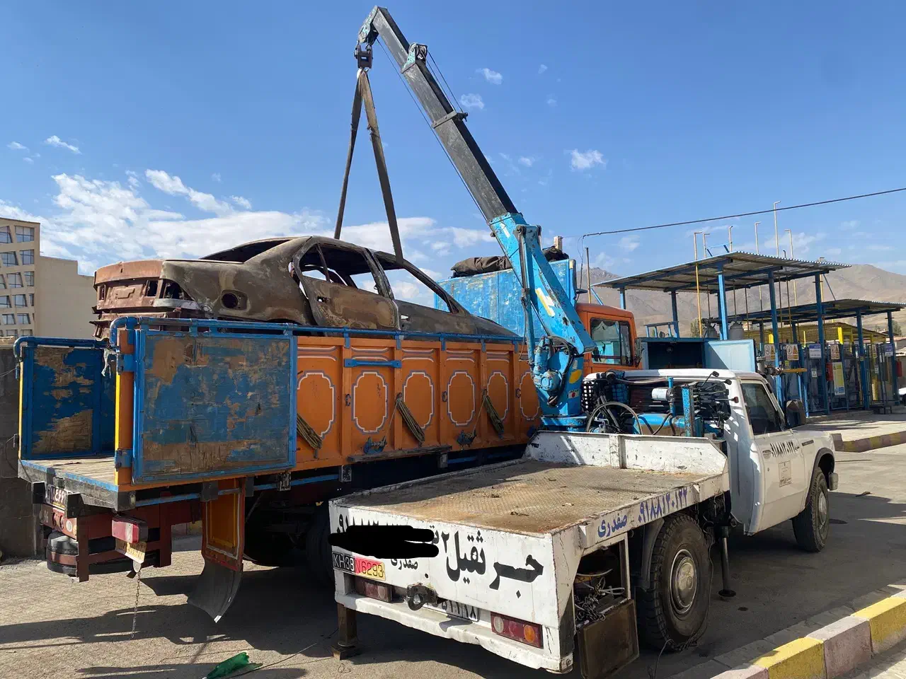 جرثقیل نیسان ۲تن کفی(شبانه روزی)|خدمات حمل و نقل|همدان, |دیوار