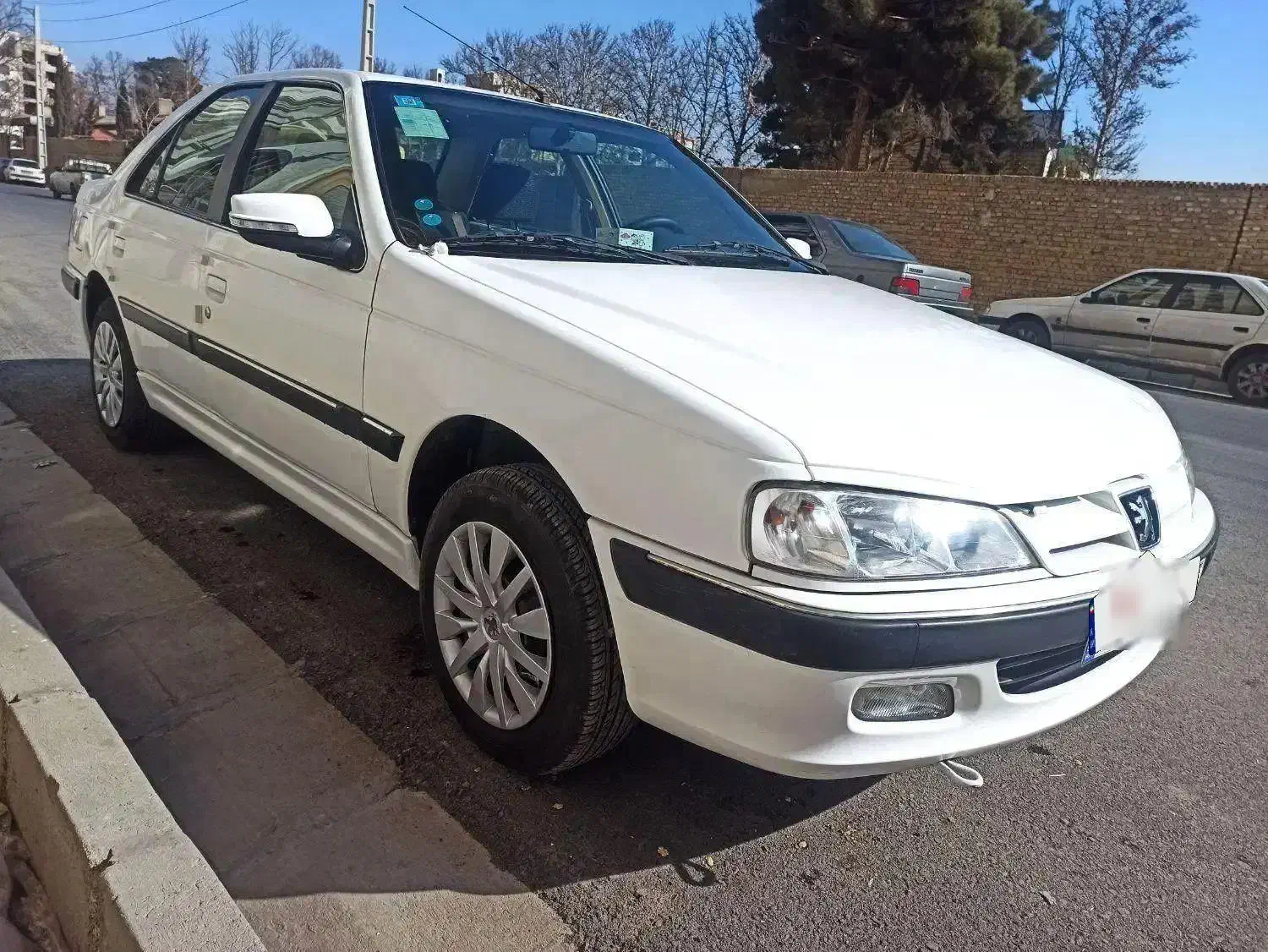 پژو پارس ۱۴۰۱|خودرو سواری و وانت|محمدشهر, همایون ویلا|دیوار