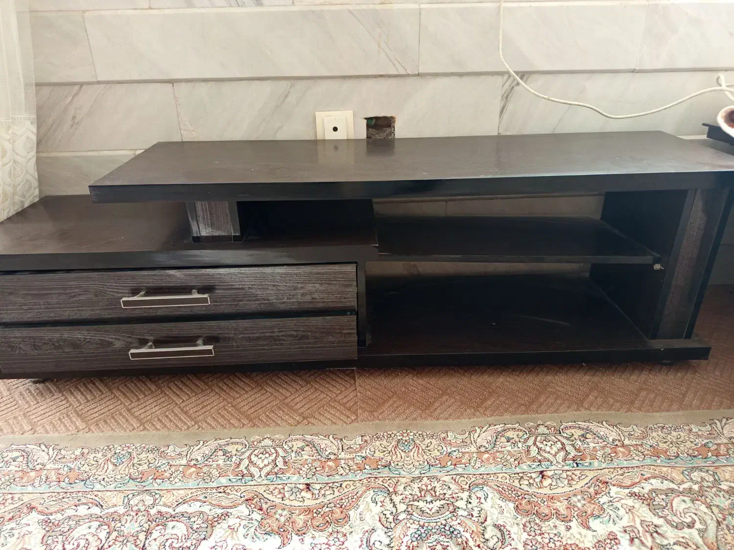 یه دستگاه خمیرکنی ویه میز تلوزیون|سایر لوازم برقی|اصفهان, کنگاز|دیوار