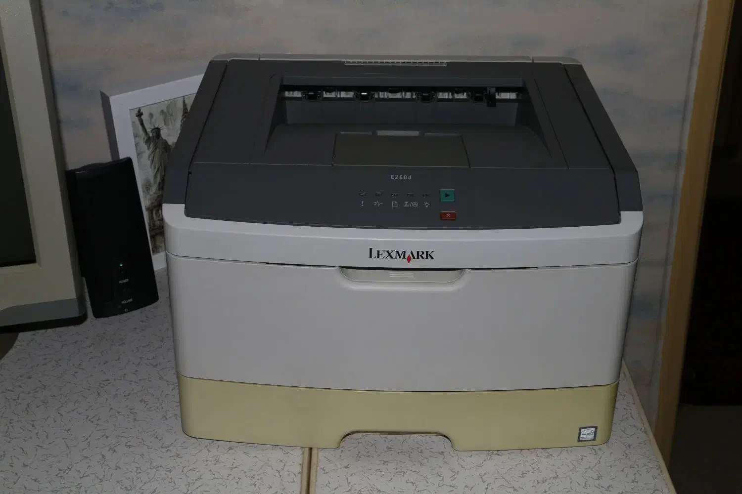 پرینتر لیزری لکسمارک مدل e260d|پرینتر، اسکنر، کپی، فکس|رشت, گلسار|دیوار