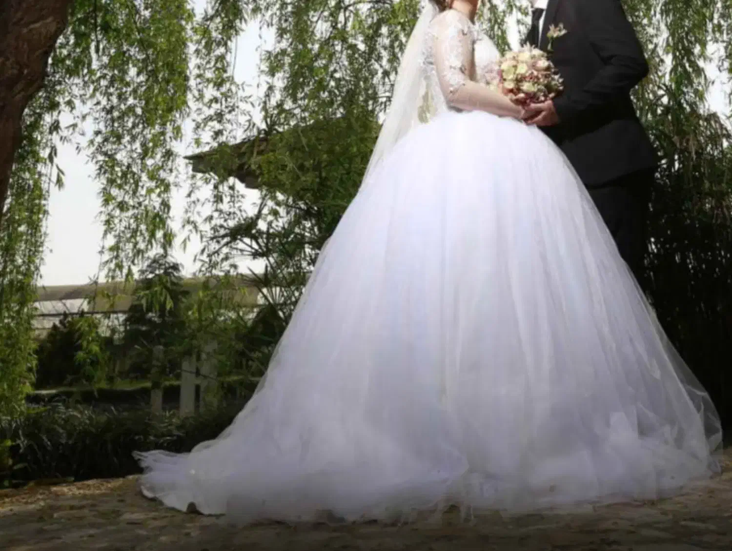 لباس عروس|لباس|رشت, نیکمرام|دیوار