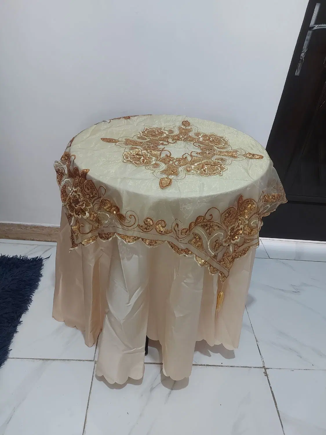 میزخاطره|میز و صندلی غذاخوری|رشت, کوی حسینی|دیوار