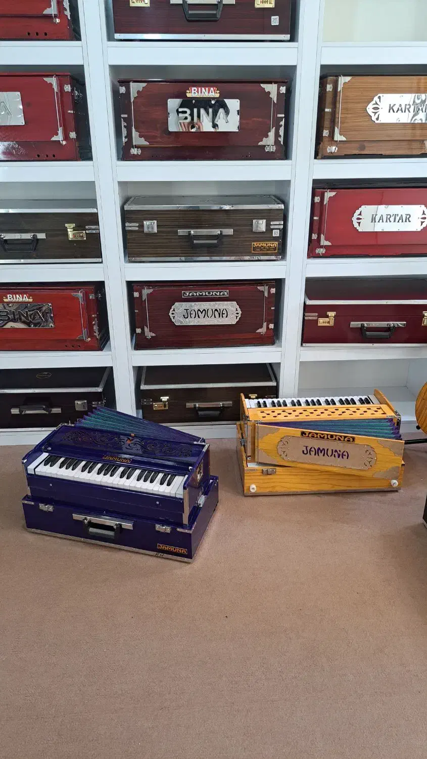 هارمونیه یا هارمونیوم یا باجه|پیانو، کیبورد، آکاردئون|تهران, افسریه جنوبی|دیوار